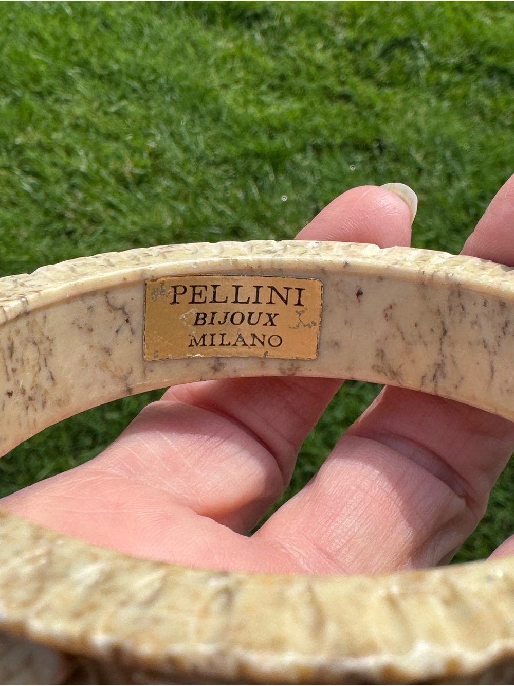 Vintage Pellini Bijoux Milano textured resin bangle bracelet